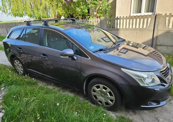 samochody osobowe Toyota Avensis cena 17000 przebieg: 361434, rok produkcji 2010 z Sępopol